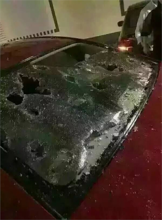冰爆来袭，豪车遭殃，没有停车棚怎么行？？？豪异遮阳,4000-121-696