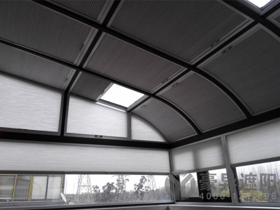 玻璃顶遮阳帘,电动遮阳帘,风琴天棚帘,蜂巢天棚帘厂家-上海豪异遮阳 4000-121-696