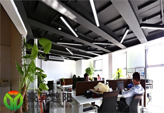 办公电动窗帘,办公电动卷帘,电动卷帘厂家豪异遮阳,4000-121-696