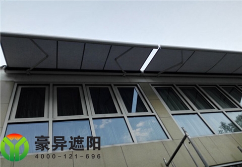 豪华全盒型电动遮阳篷