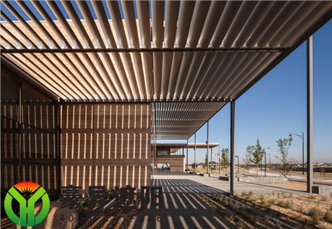 玻璃顶外铝合金电动遮阳百叶