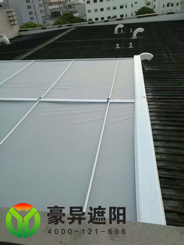 玻璃顶外电动遮阳帘,豪异户外天棚遮阳帘,4000-121-696 玻璃顶外电动遮阳帘,豪异户外天棚遮阳帘,4000-121-696