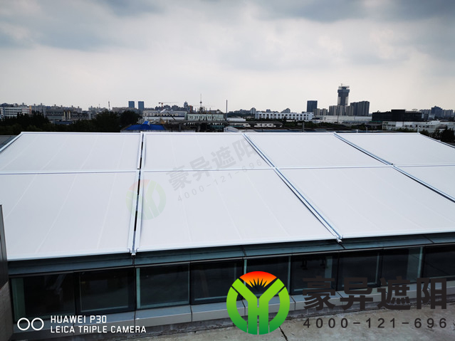 博凯机械青浦办公楼户外电动天幕遮阳帘,豪异遮阳,4000-121-696